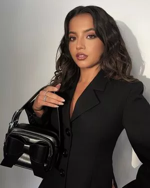 Isabela Merced / isabelamerced / isabelamercedmusic nude photo #0807