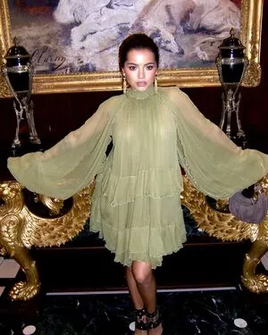 Isabela Merced / isabelamerced / isabelamercedmusic nude photo #0820