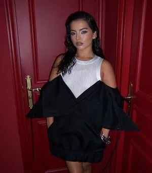 Isabela Merced / isabelamerced / isabelamercedmusic nude photo #0871