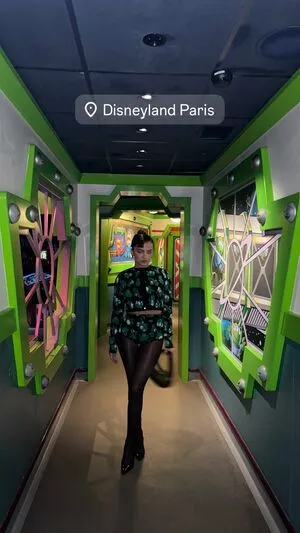 Isabela Merced / isabelamerced / isabelamercedmusic nude photo #0915