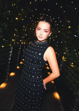 Isabela Merced / isabelamerced / isabelamercedmusic nude photo #0925