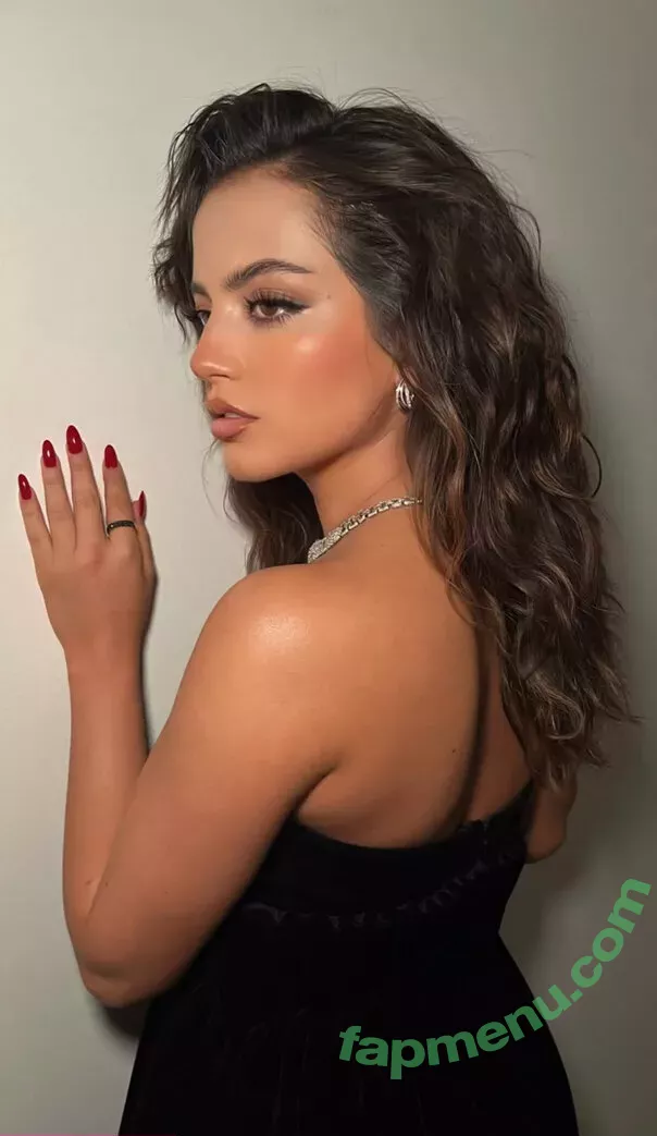 Isabela Merced nude photo #0459 (isabelamerced / isabelamercedmusic)