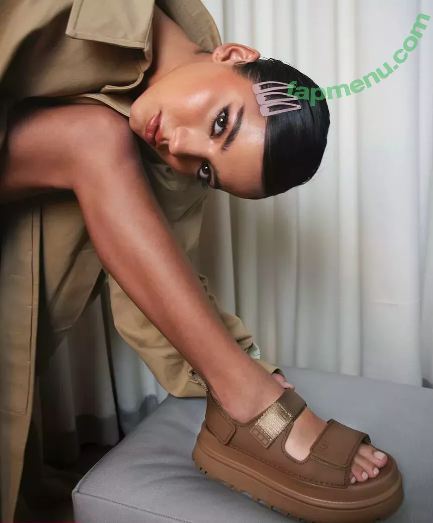 Isabela Merced nude photo #0471 (isabelamerced / isabelamercedmusic)