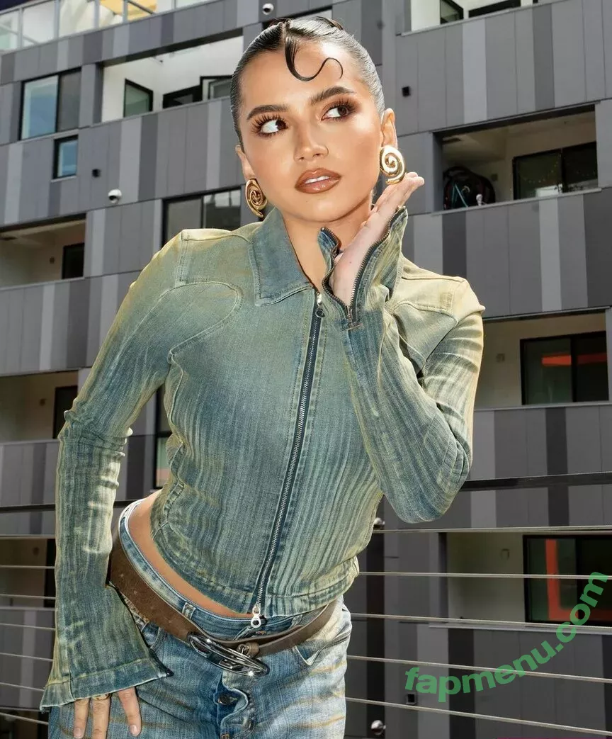 Isabela Merced nude photo #0502 (isabelamerced / isabelamercedmusic)