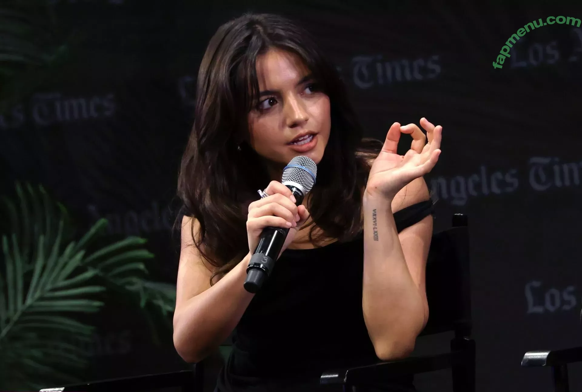 Isabela Merced nude photo #0517 (isabelamerced / isabelamercedmusic)