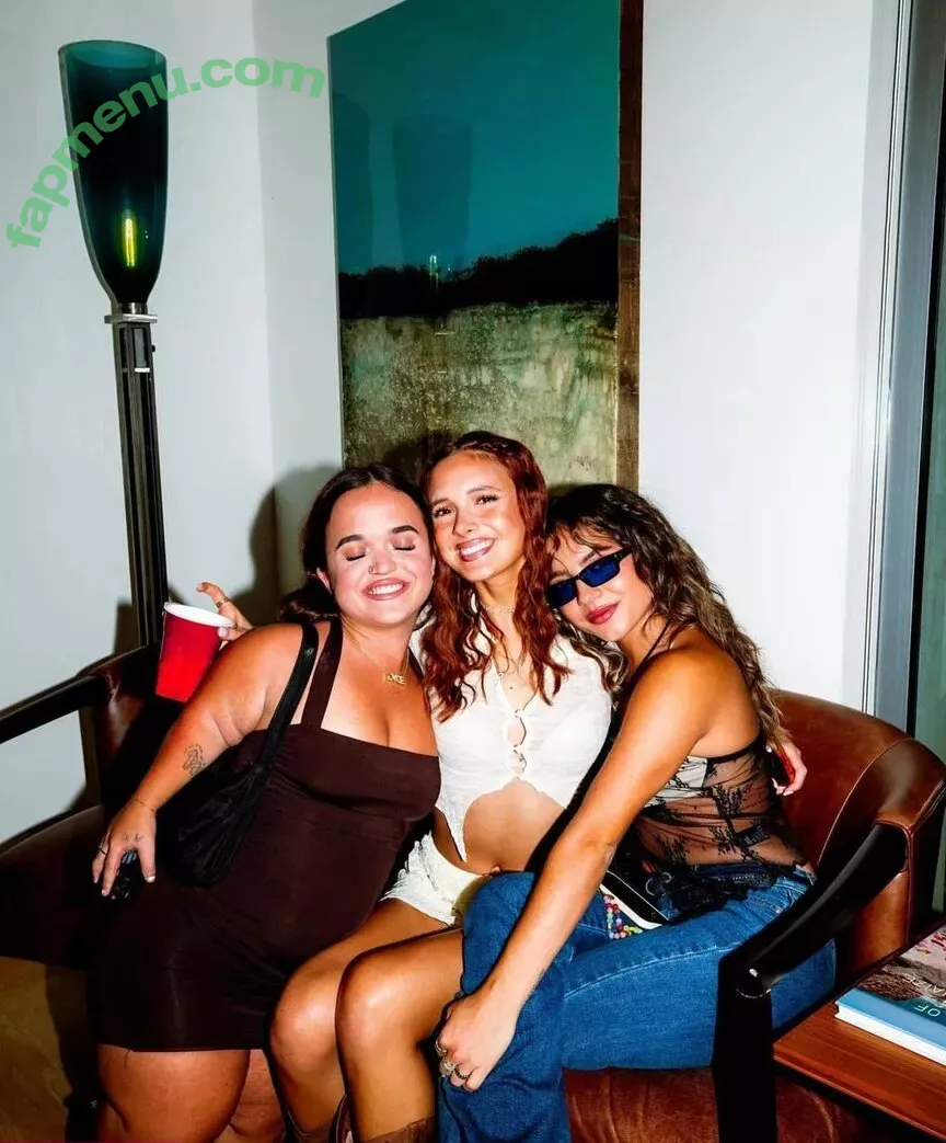 Isabela Merced nude photo #0650 (isabelamerced / isabelamercedmusic)