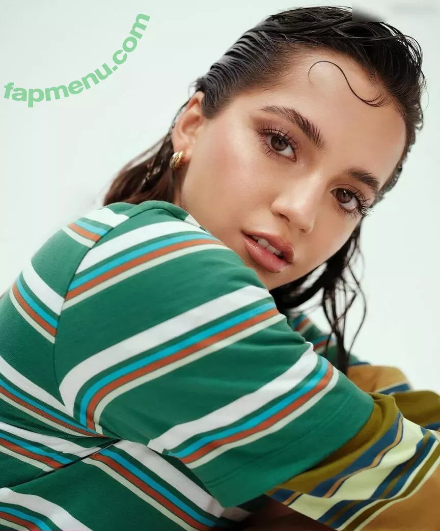 Isabela Merced nude photo #0663 (isabelamerced / isabelamercedmusic)