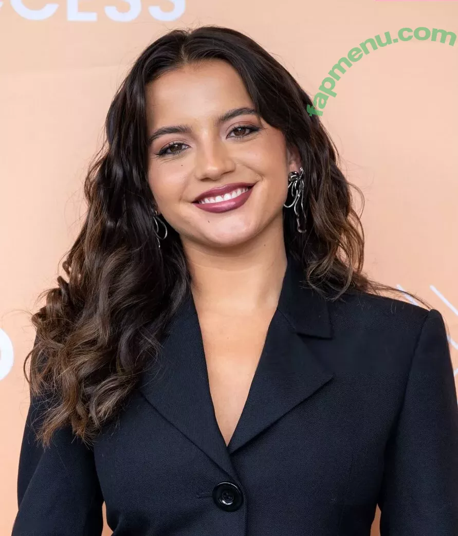 Isabela Merced nude photo #0780 (isabelamerced / isabelamercedmusic)