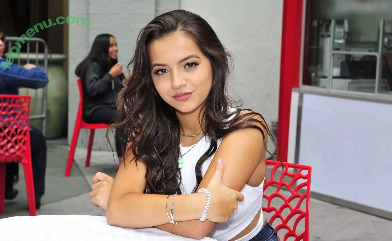 Isabela Merced nude photo #0790 (isabelamerced / isabelamercedmusic)