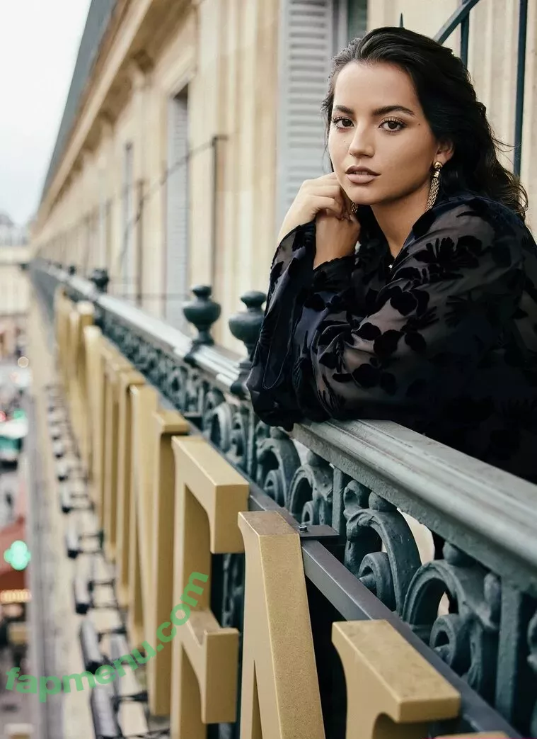 Isabela Merced nude photo #0810 (isabelamerced / isabelamercedmusic)