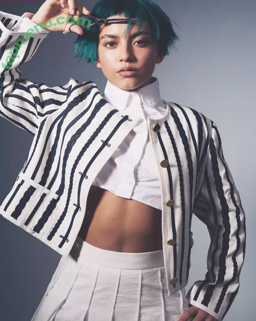 Isabela Merced nude photo #0835 (isabelamerced / isabelamercedmusic)