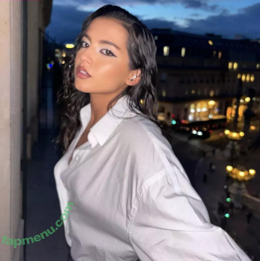Isabela Merced nude photo #0876 (isabelamerced / isabelamercedmusic)