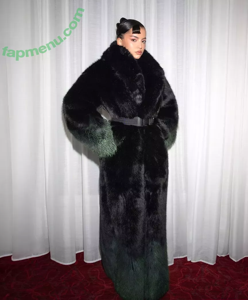 Isabela Merced nude photo #0906 (isabelamerced / isabelamercedmusic)