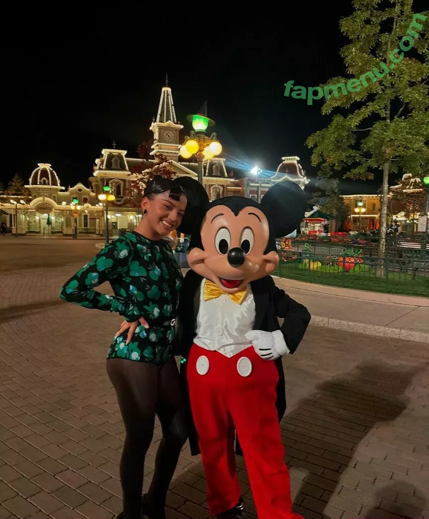 Isabela Merced nude photo #0913 (isabelamerced / isabelamercedmusic)