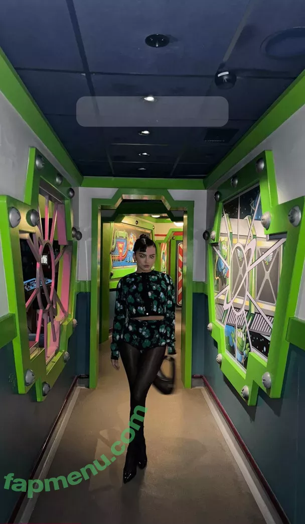 Isabela Merced nude photo #0916 (isabelamerced / isabelamercedmusic)