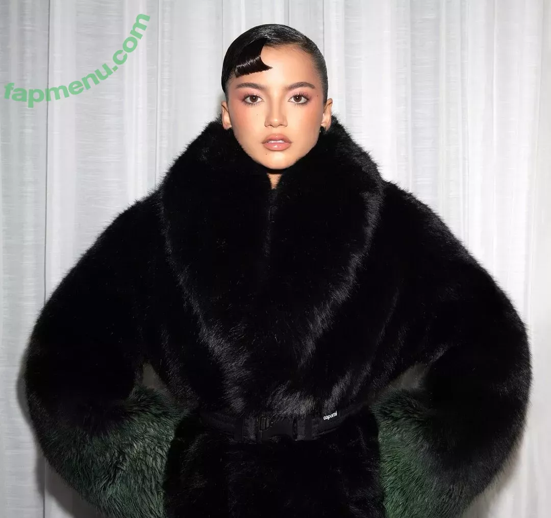 Isabela Merced nude photo #0919 (isabelamerced / isabelamercedmusic)