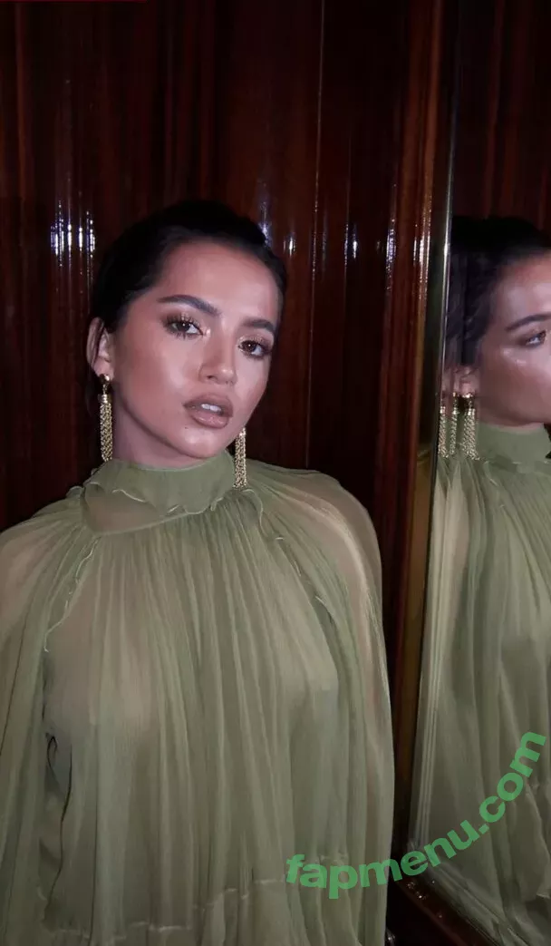 Isabela Merced nude photo #0921 (isabelamerced / isabelamercedmusic)