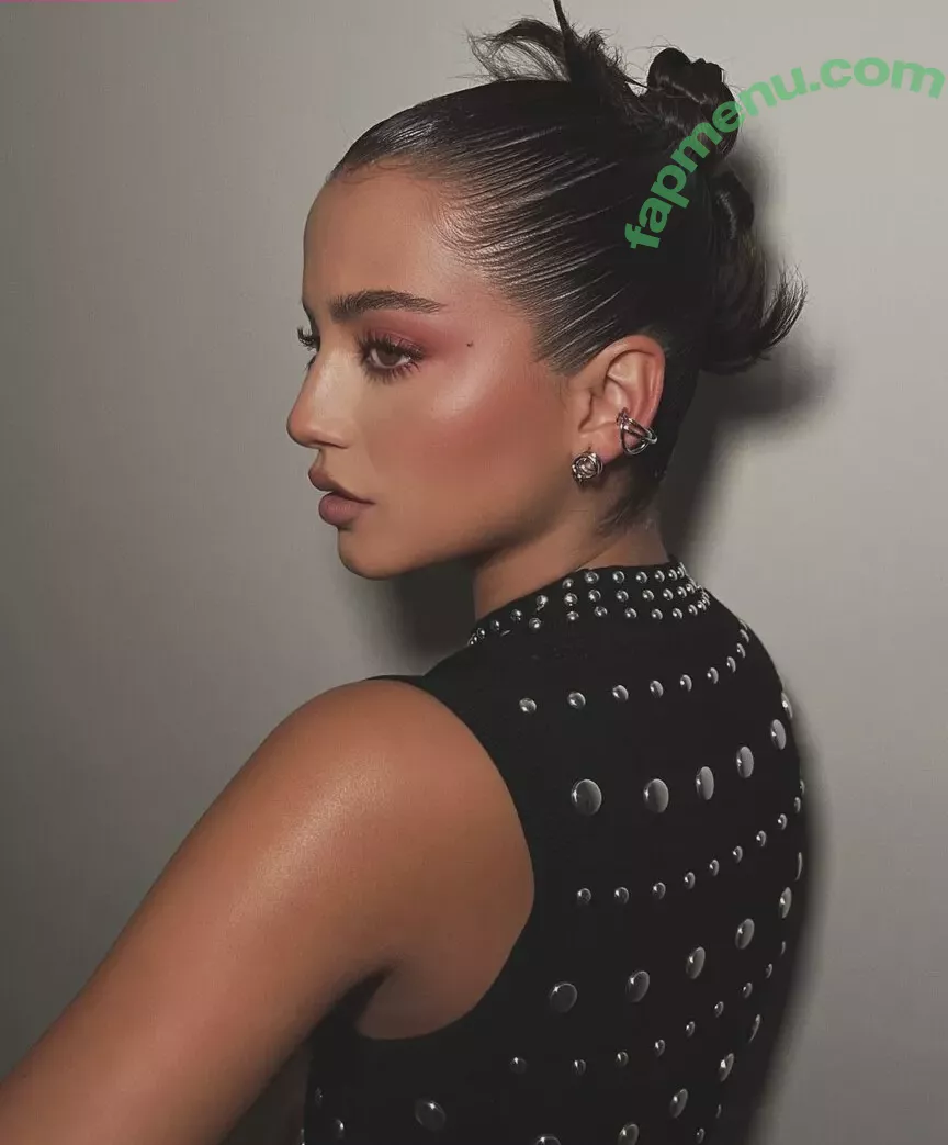 Isabela Merced nude photo #0927 (isabelamerced / isabelamercedmusic)