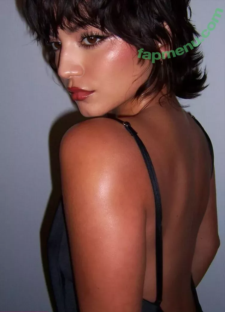 Isabela Merced nude photo #0945 (isabelamerced / isabelamercedmusic)