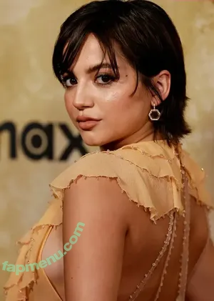 Isabela Merced / isabelamerced nude photo #1238