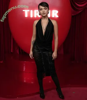 Isabela Merced / isabelamerced / isabelamercedmusic nude photo #1875