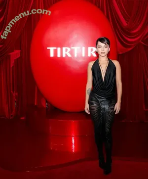 Isabela Merced / isabelamerced / isabelamercedmusic nude photo #1898