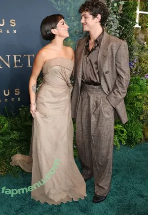 Isabela Merced / isabelamerced / isabelamercedmusic nude photo #1955