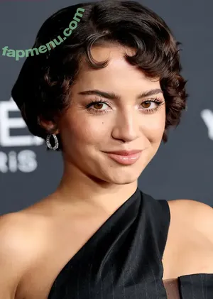 Isabela Merced / isabelamerced / isabelamercedmusic nude photo #1977