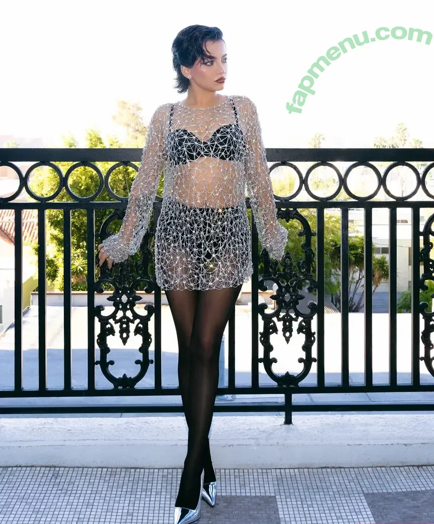 Isabela Merced nude photo #1178 (isabelamerced)