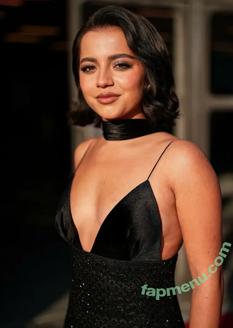 Isabela Merced nude photo #1305 (isabelamerced)