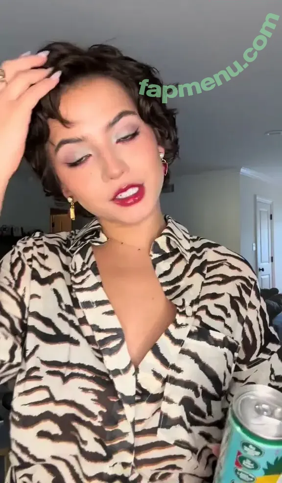 Isabela Merced nude photo #1379 (isabelamerced)