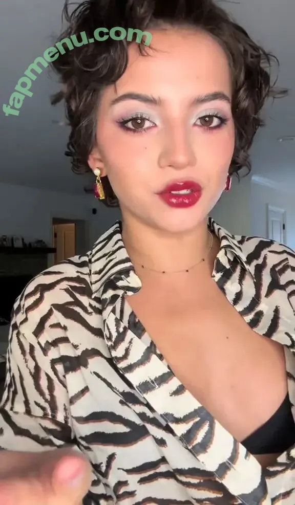 Isabela Merced nude photo #1382 (isabelamerced)