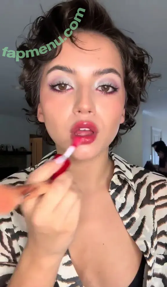 Isabela Merced nude photo #1391 (isabelamerced)