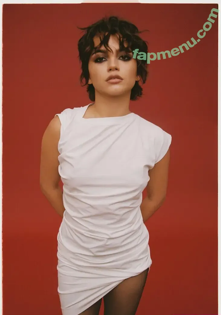 Isabela Merced nude photo #1698 (isabelamerced)