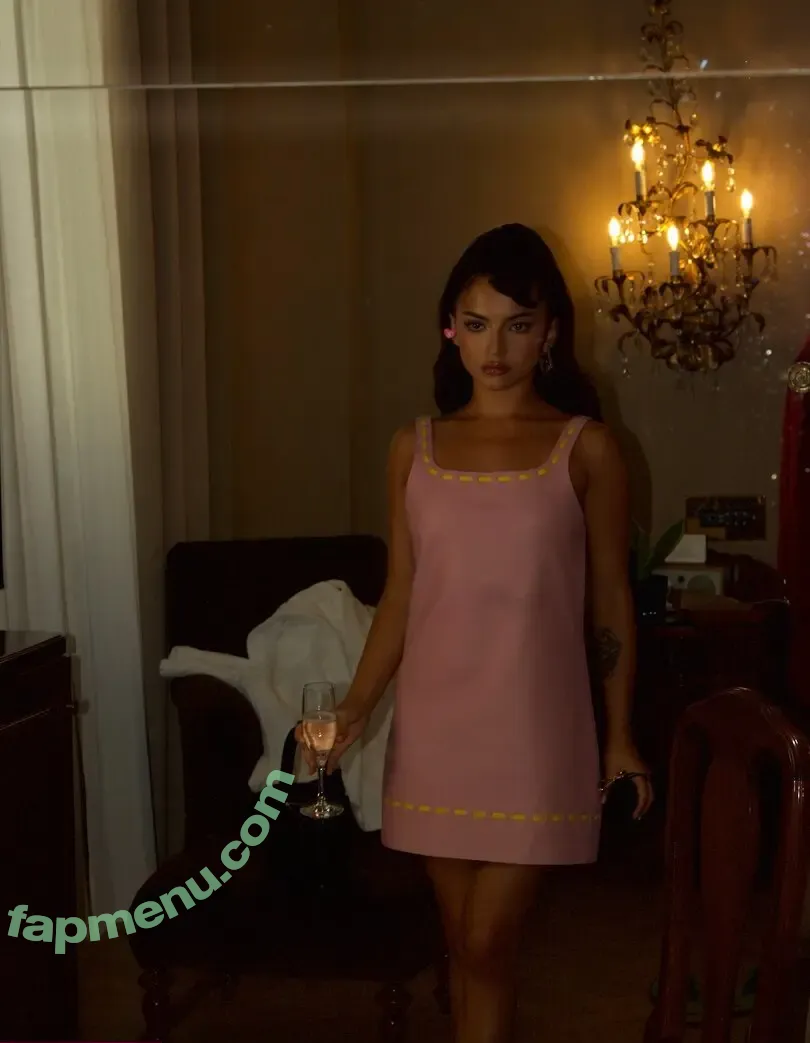 Isabela Merced nude photo #1760 (isabelamerced)