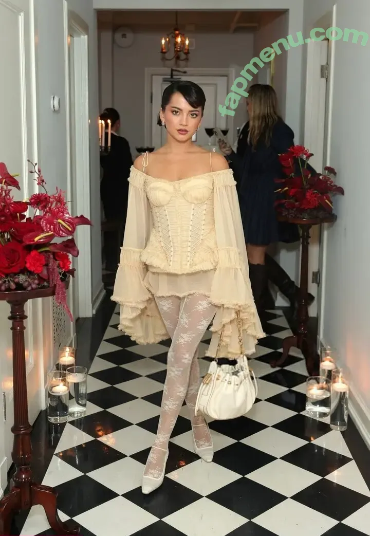 Isabela Merced nude photo #1833 (isabelamerced / isabelamercedmusic)