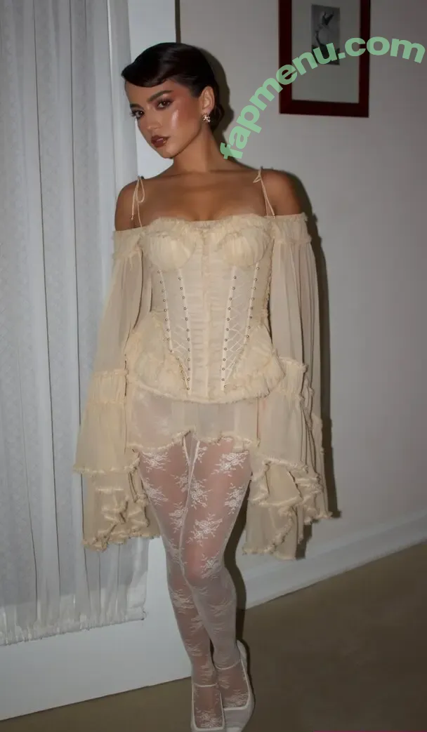 Isabela Merced nude photo #1839 (isabelamerced / isabelamercedmusic)