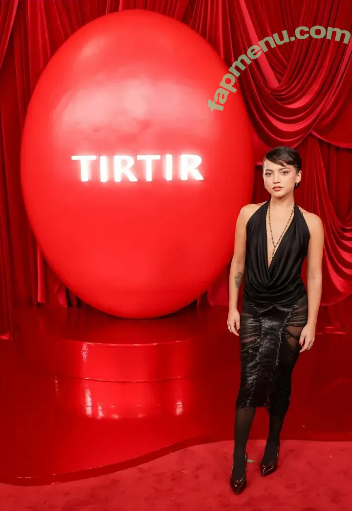 Isabela Merced nude photo #1870 (isabelamerced / isabelamercedmusic)