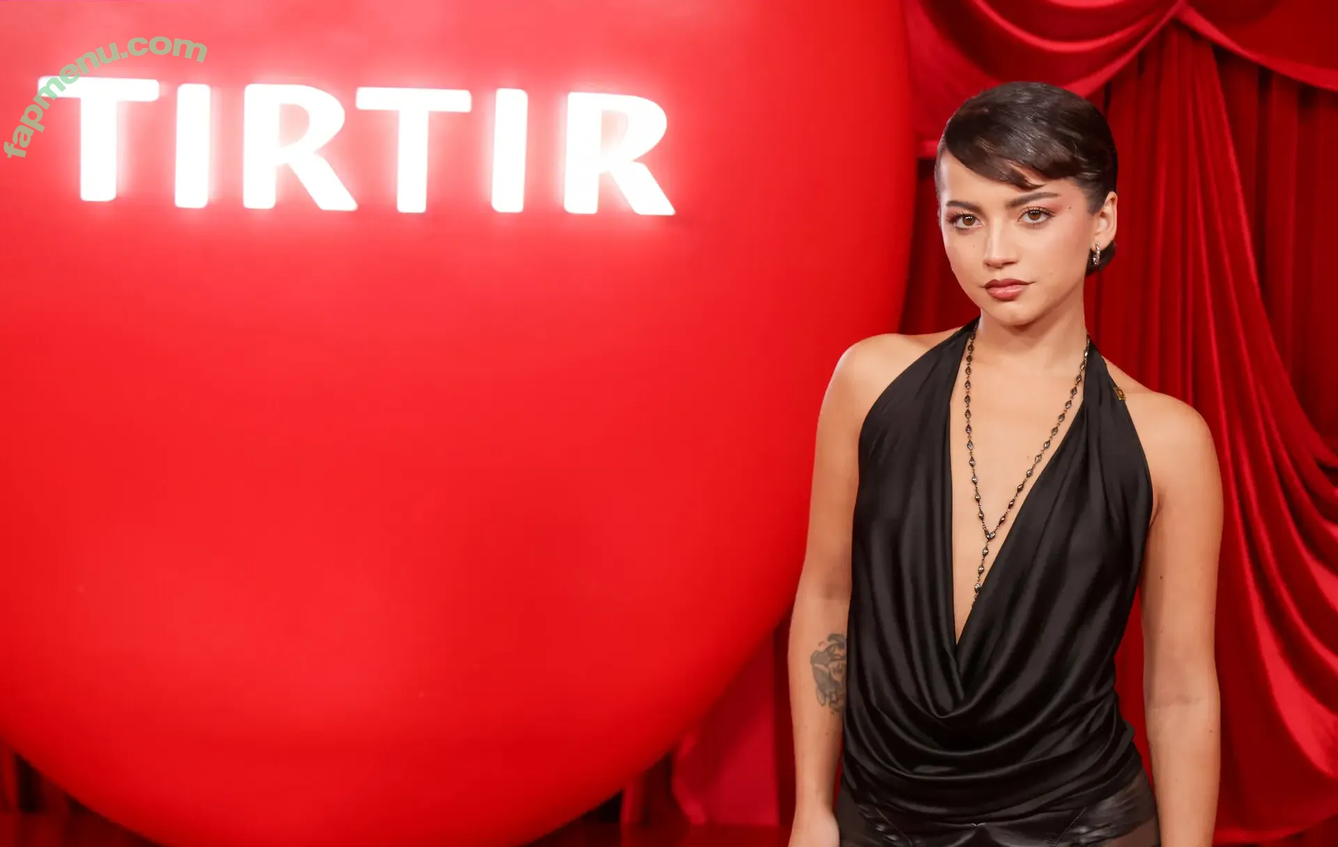 Isabela Merced nude photo #1872 (isabelamerced / isabelamercedmusic)