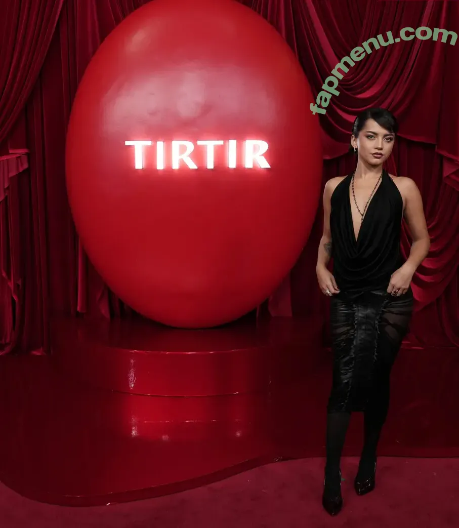Isabela Merced nude photo #1886 (isabelamerced / isabelamercedmusic)