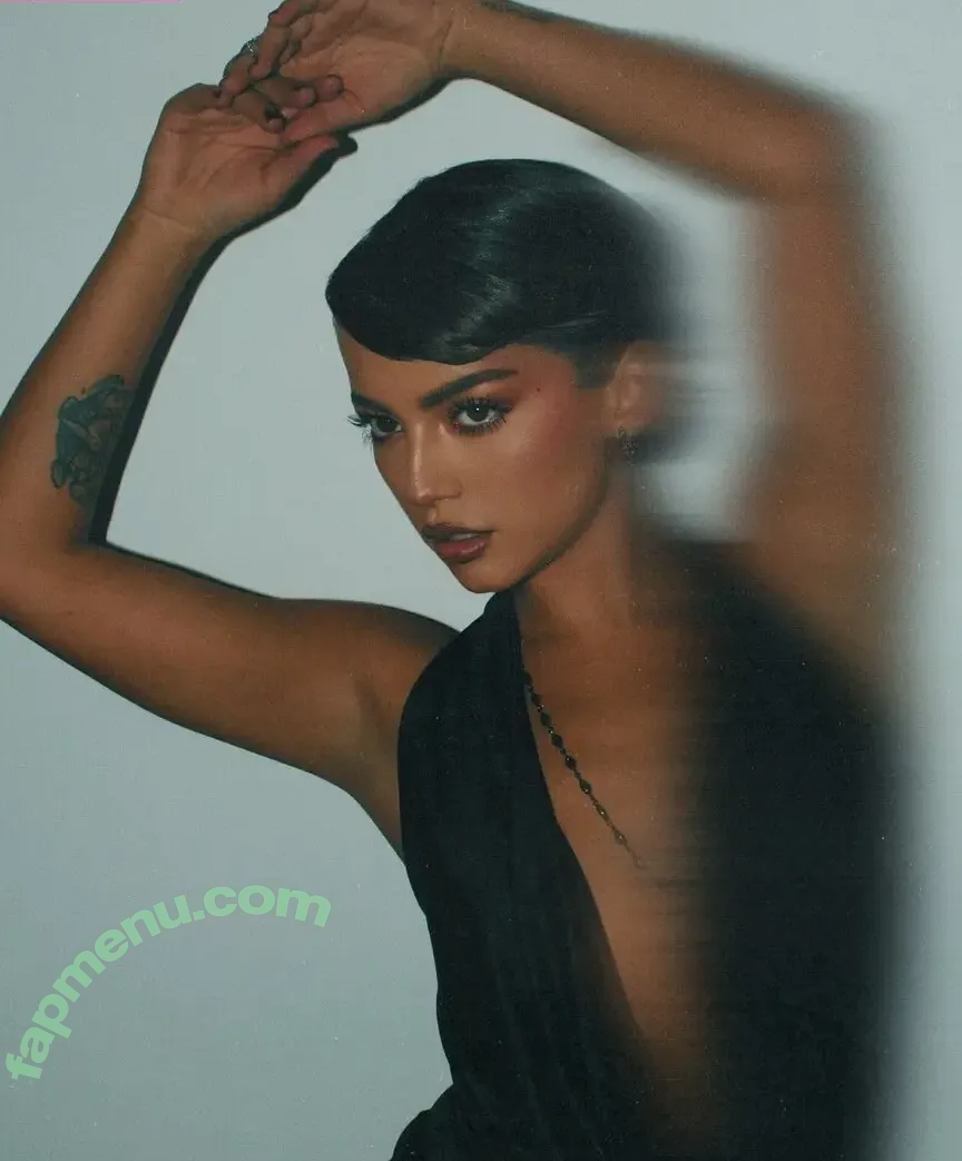 Isabela Merced nude photo #1936 (isabelamerced / isabelamercedmusic)