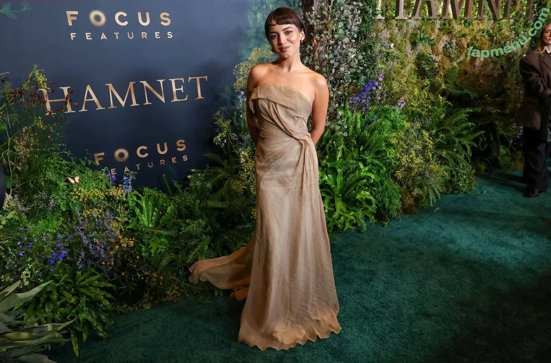 Isabela Merced nude photo #1961 (isabelamerced / isabelamercedmusic)