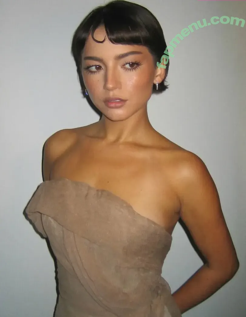 Isabela Merced nude photo #1968 (isabelamerced / isabelamercedmusic)