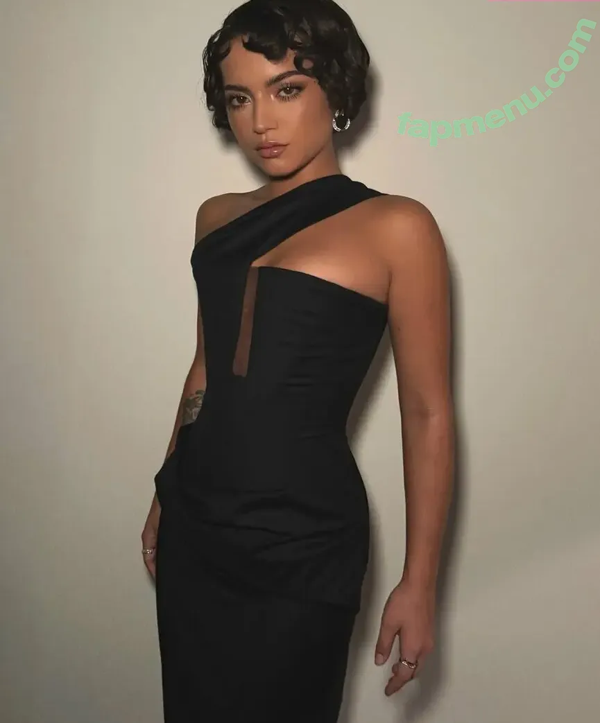 Isabela Merced nude photo #1986 (isabelamerced / isabelamercedmusic)