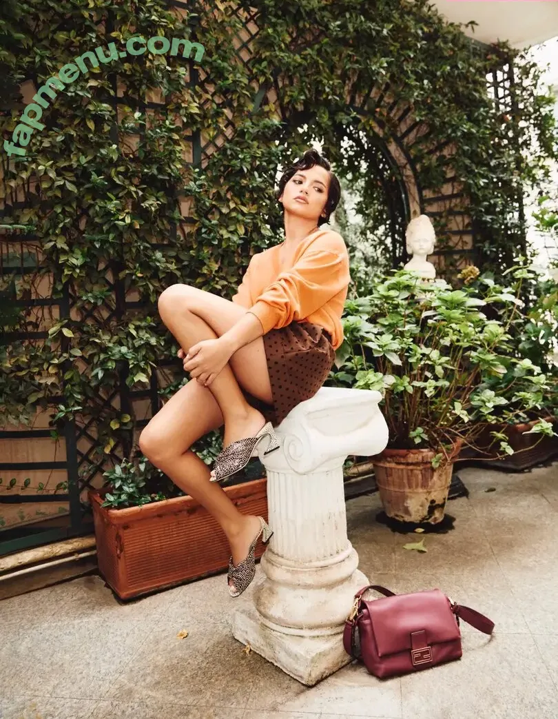 Isabela Merced nude photo #2178 (isabelamerced / isabelamercedmusic)