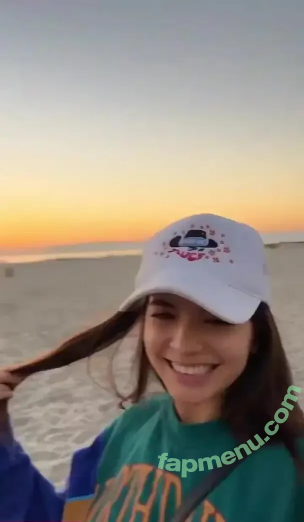 Isabela Merced nude photo #2206 (isabelamerced / isabelamercedmusic)