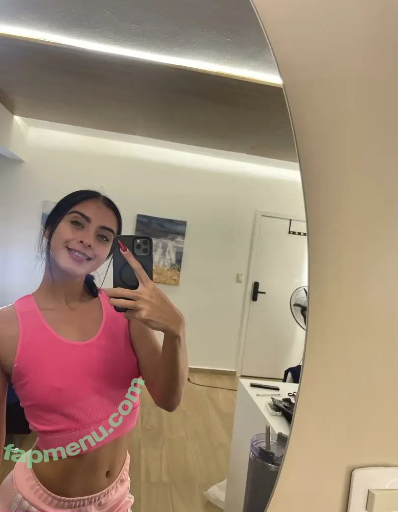isabelaferrara nude photo #0003 (isabelaferraraa)