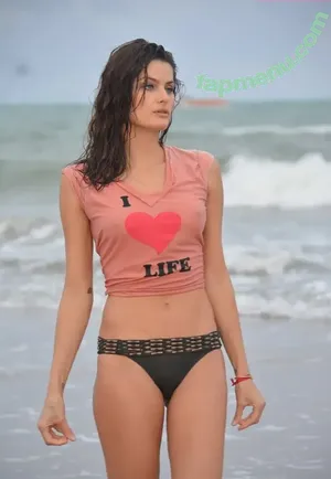 Isabeli Fontana / isabelifontana / isafontaneli nude photo #0067