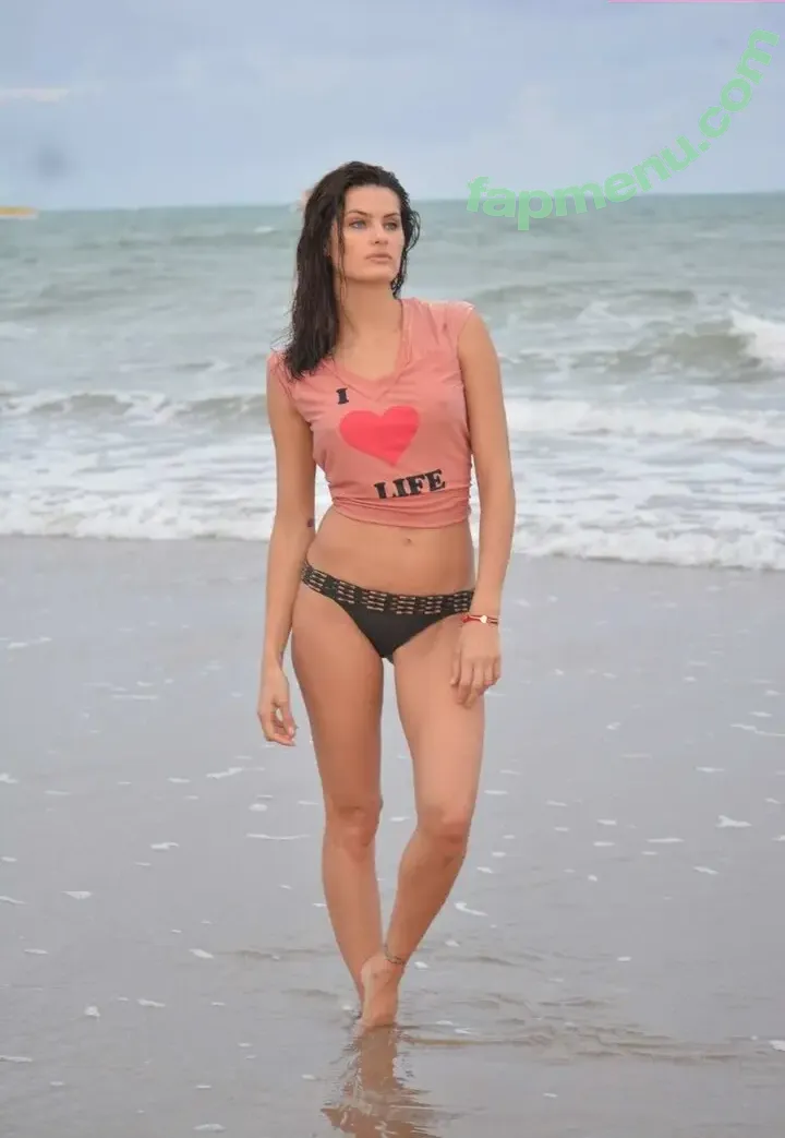 Isabeli Fontana nude photo #0058 (isabelifontana / isafontaneli)