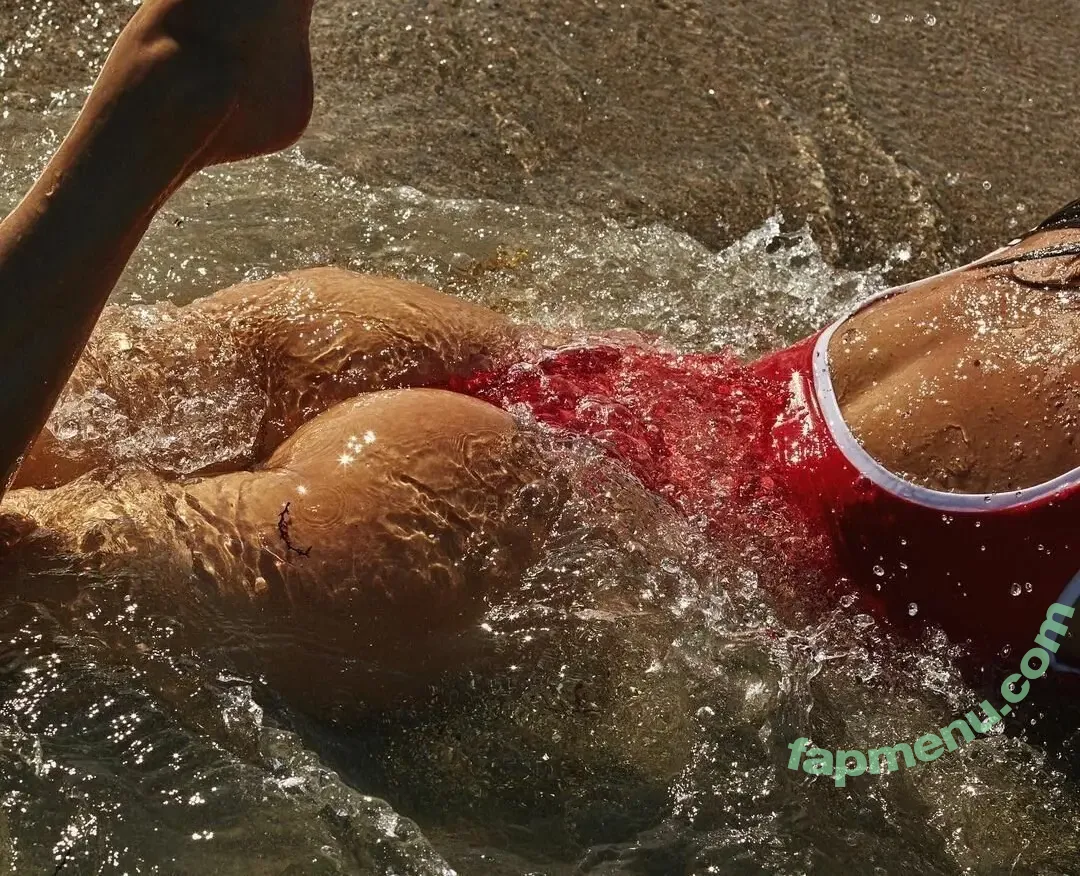 Isabeli Fontana nude photo #0176 (isabelifontana / isafontaneli)
